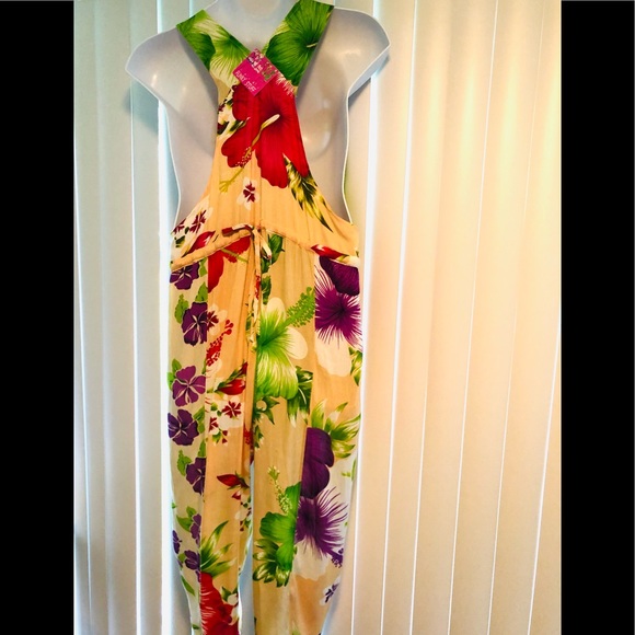 NWT Summer Romper. Size 1X - Picture 3 of 5